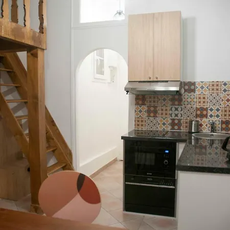 Newly Renovated Studio Near Austerlitz Station Paris