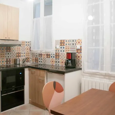 Newly Renovated Studio Near Austerlitz Station