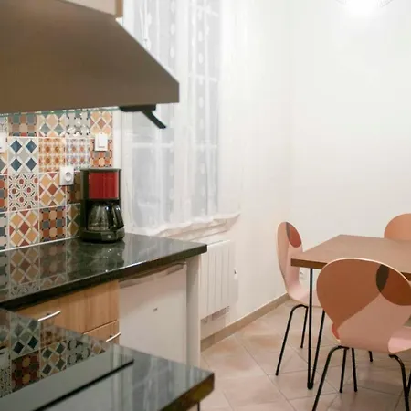 Newly Renovated Studio Near Austerlitz Station Apartment Paris